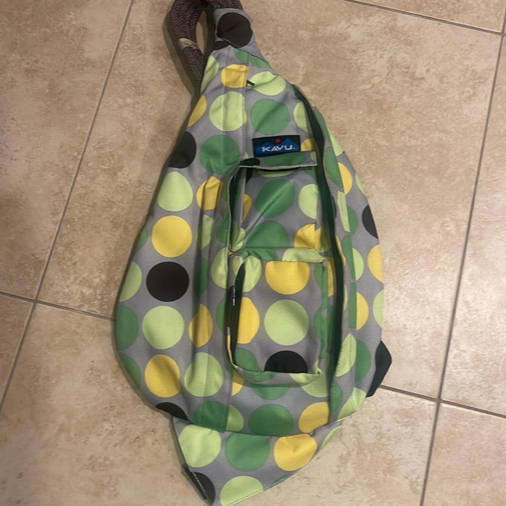Kavu slingback rope bag.  EUC smoke free and pet free home